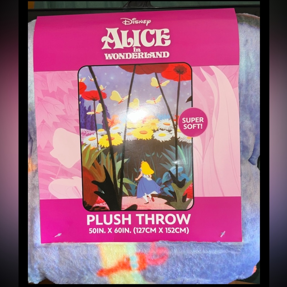 Disney Alice in Wonderland Plush Throw - Blue and Pink